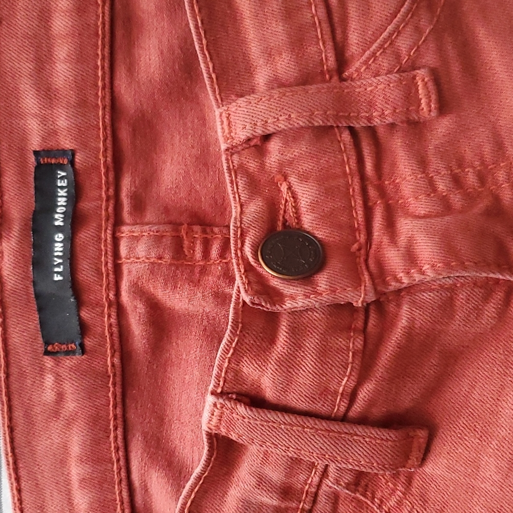 Jeans - Picture 3 of 4